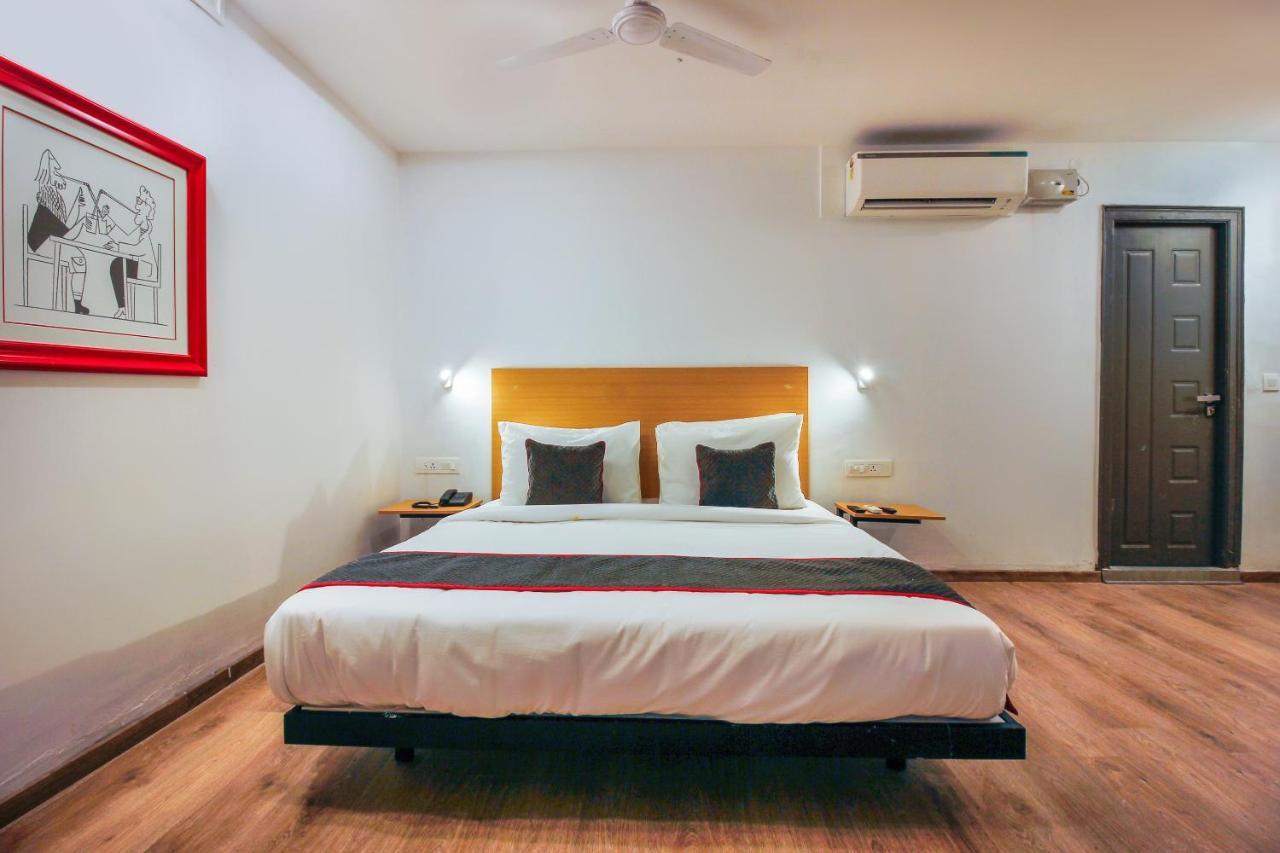 Hotel Super Townhouse Rcc Sunrise Hyderabad Exterior foto