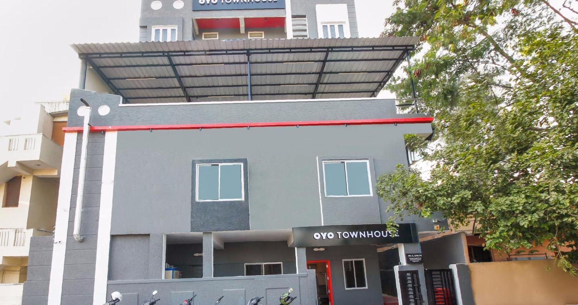 Hotel Super Townhouse Rcc Sunrise Hyderabad Exterior foto